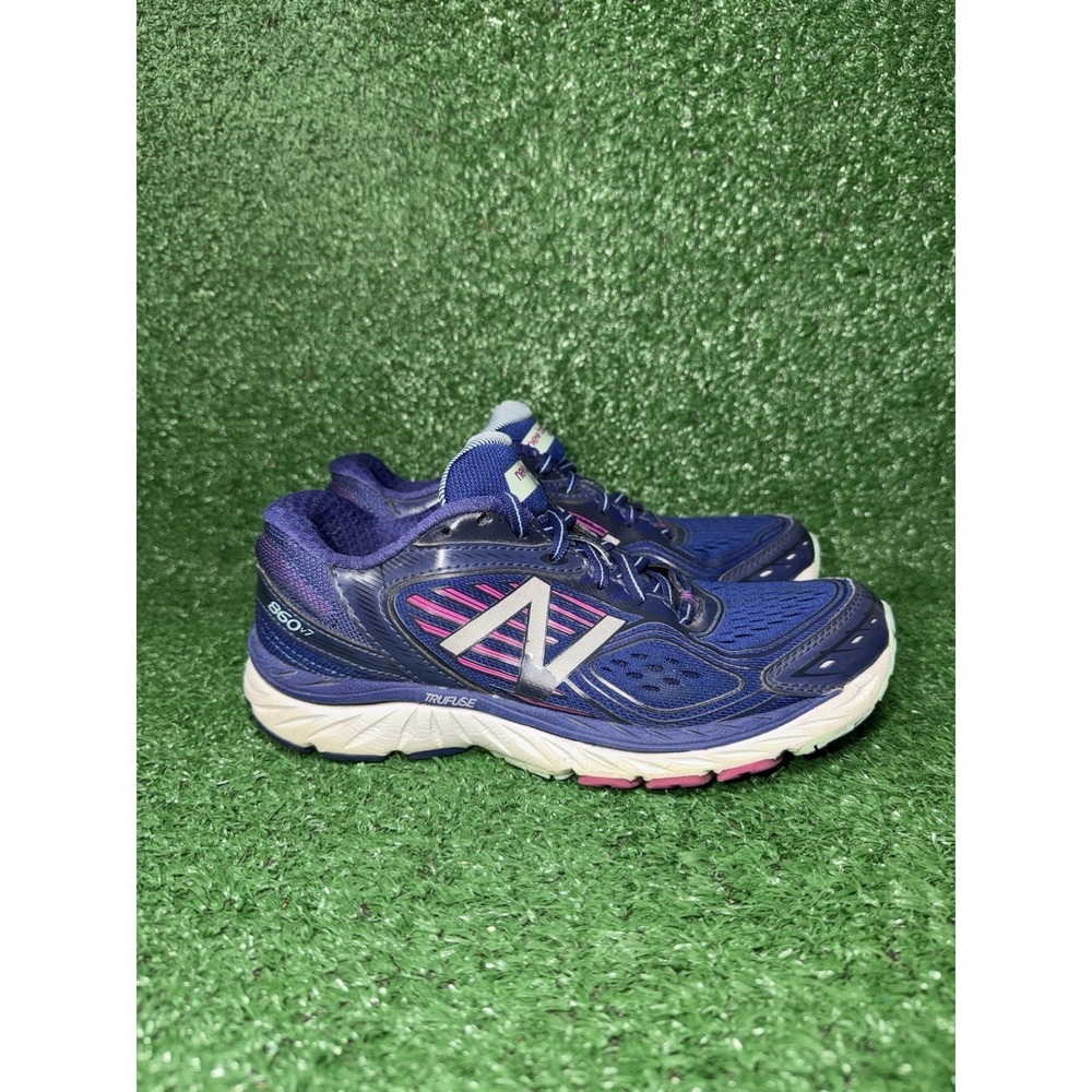 New Balance 860 V7 Womens Size 7 B Blue Running Shoes Comfort Walking Sneakers